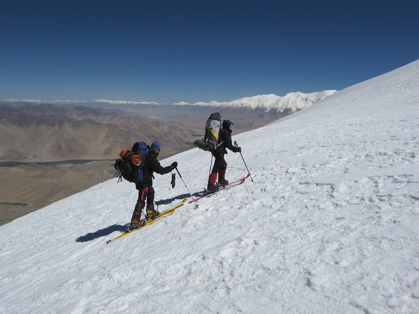 Пик Музтаг-Ата, Ленина, Юхина Пик Музтаг-Ата, Ленина, Юхина